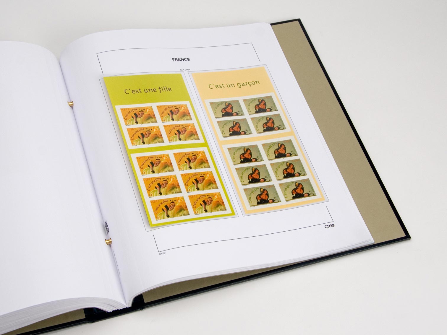 Luxe supplement France booklets 2004