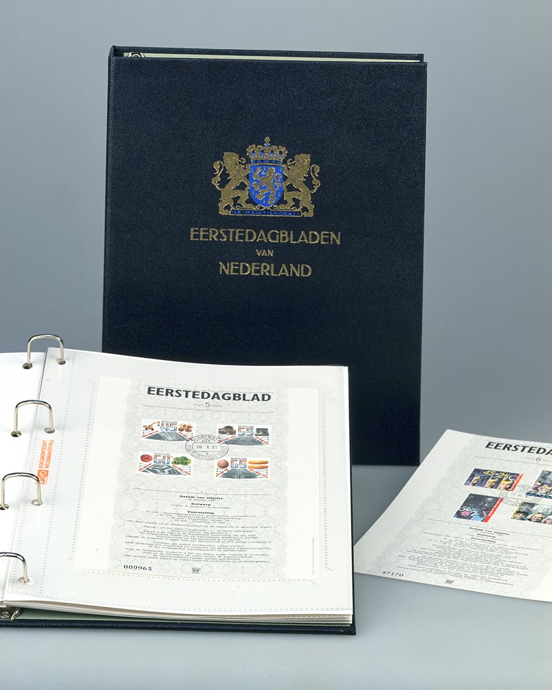 Mappen EDB met wit tussenblad (per 10)
